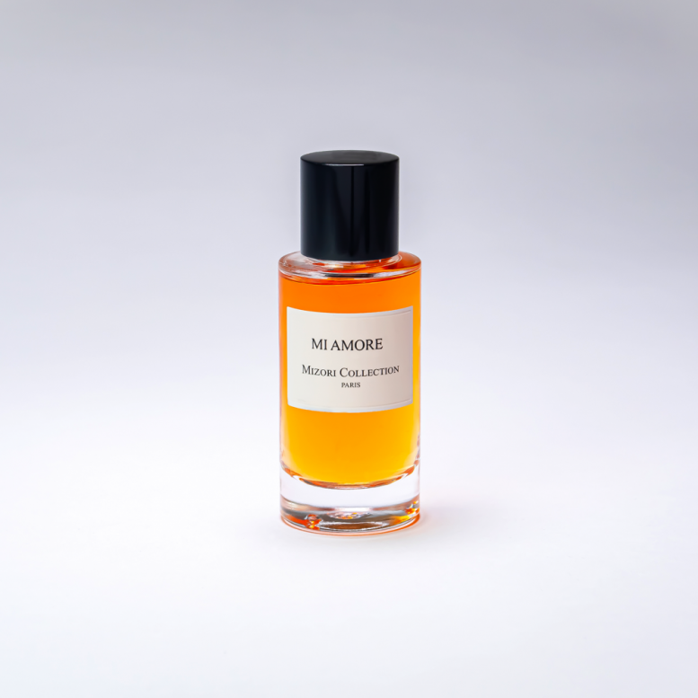 Mi Amore 50ML Eau De Parfum by Mizori Collection Paris – Elegant unisex fragrance with white musk, sandalwood, apple & oud, creating a warm, romantic, and captivating scent.